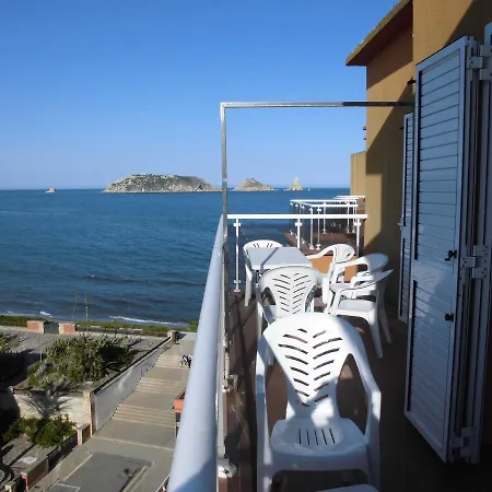 Artit Atic U Inmoestartit Apartment *
